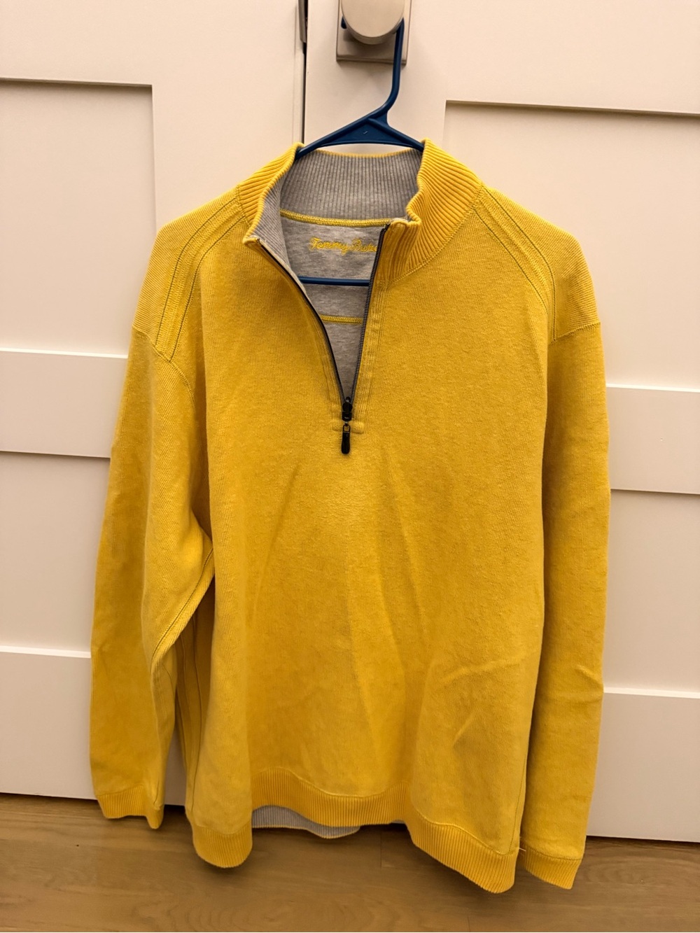 XL Reversible Tommy Bahama Yellow/Grey (Two in One) Quarter-Zip Pullover Sweater
